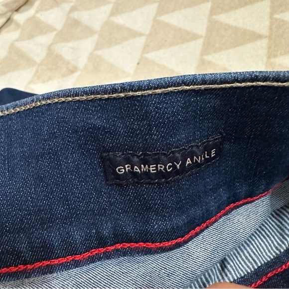 Tommy Hilfiger
Plus Size TH Flex Gramercy Pull-On Jeans - Picture 4 of 6